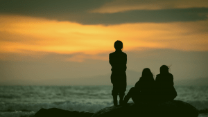 you-can't-live-a-victorious-christian-life-alone