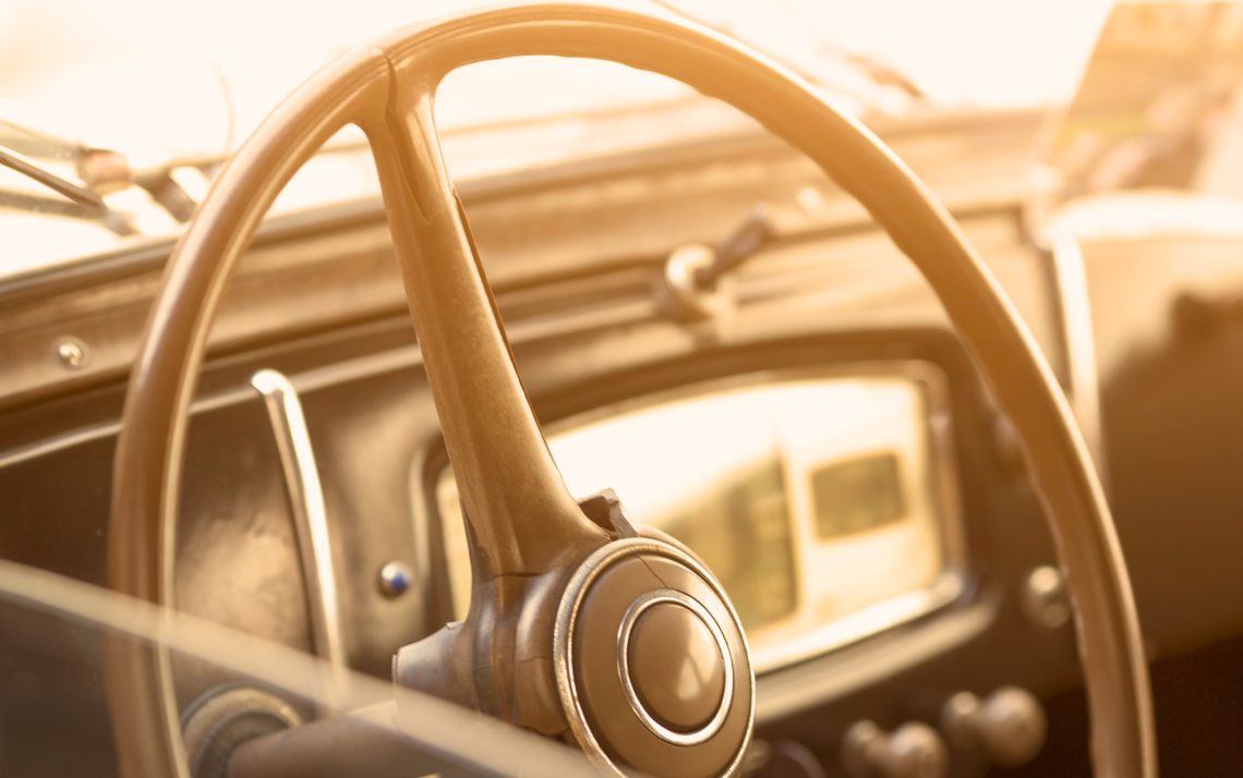 be-still-vintage-steering-wheel